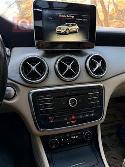 مێرسێدس بێنز GLA